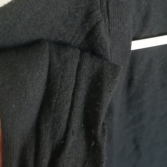 Extra fine merino wool black cardigan - Picture 8 of 8